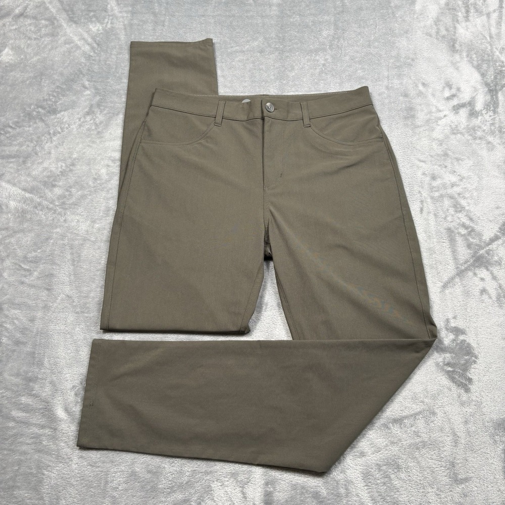 Vuori Meta Pant Mens 32 Olive Green Polyester Performance Technical Chino V430